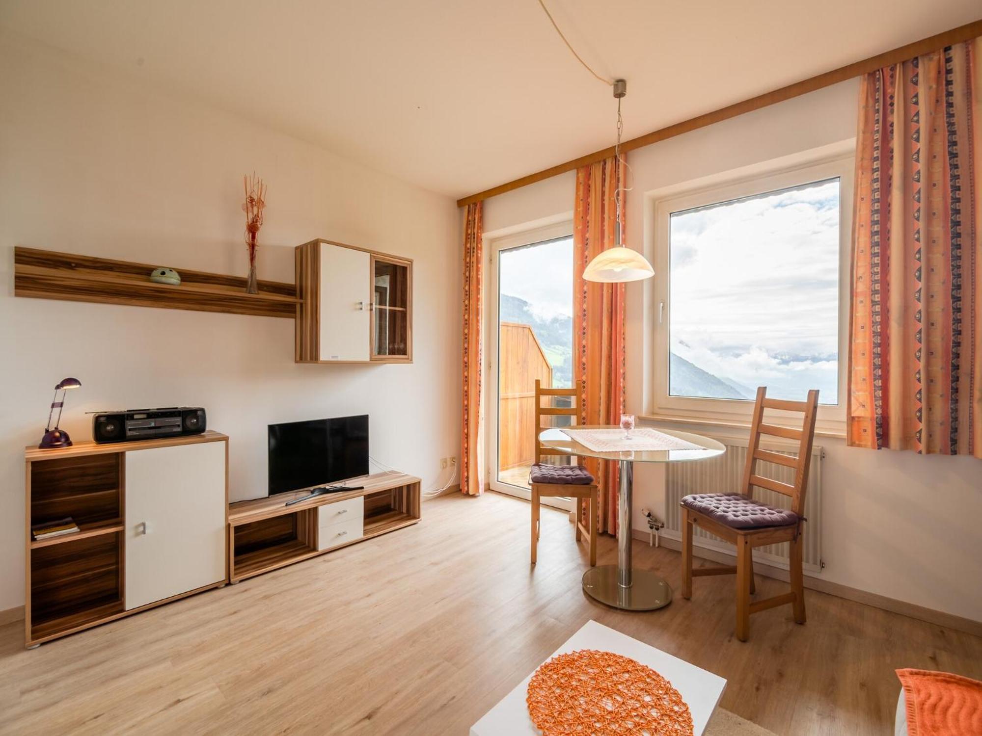 Cozy Apartment In Afritz Am See Near Gerlitzen Ski Area Buitenkant foto