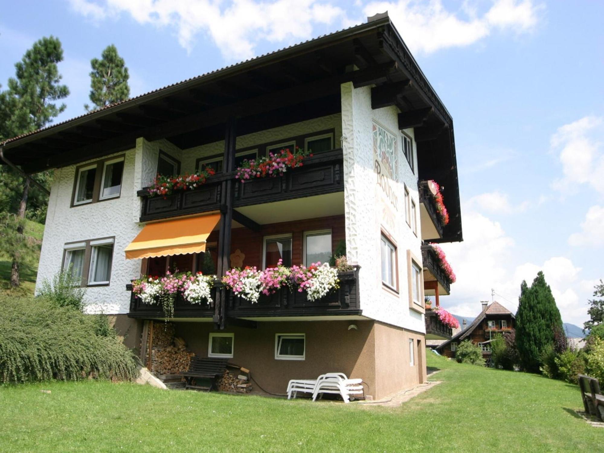 Cozy Apartment In Afritz Am See Near Gerlitzen Ski Area Buitenkant foto