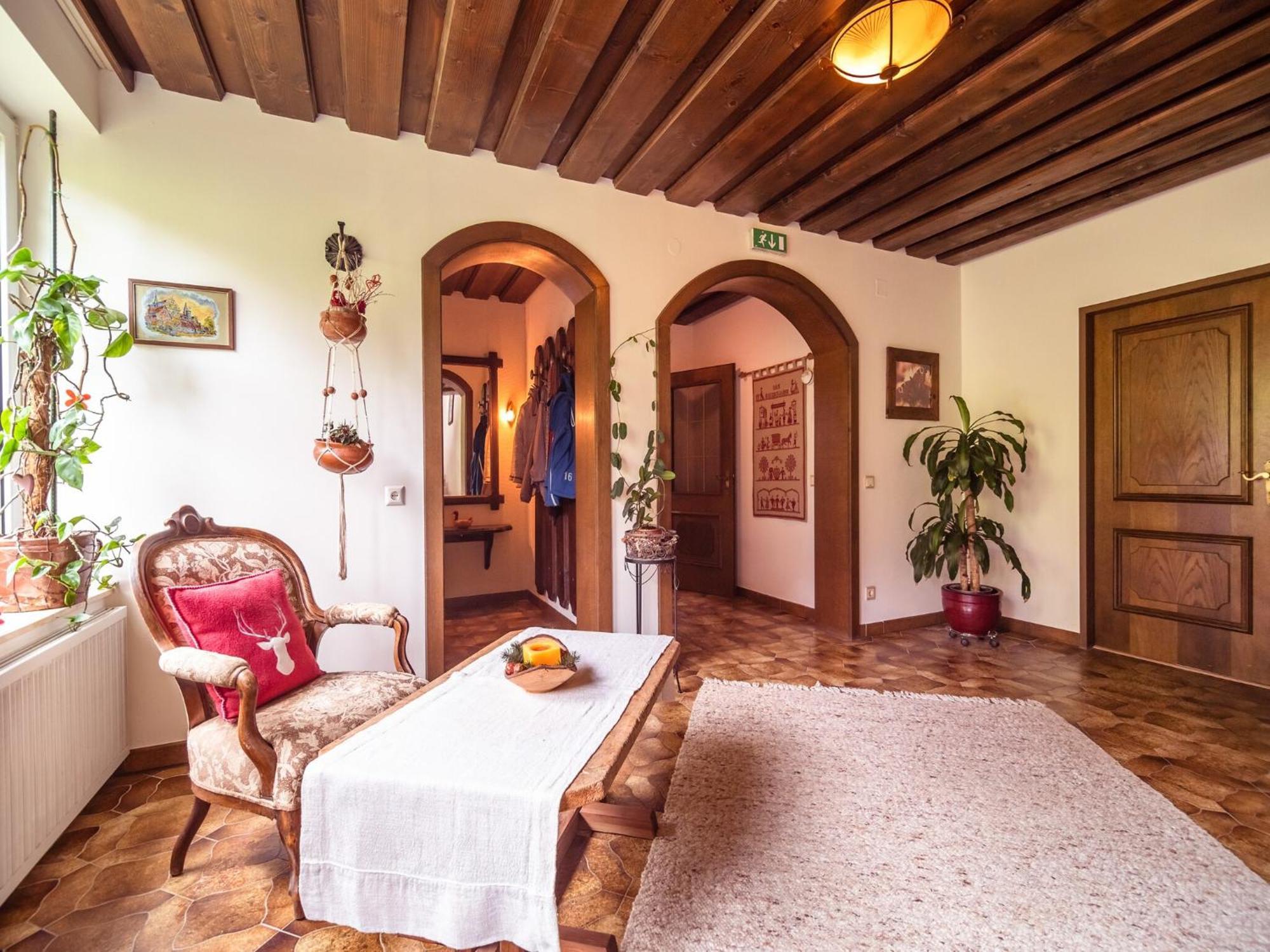 Cozy Apartment In Afritz Am See Near Gerlitzen Ski Area Buitenkant foto