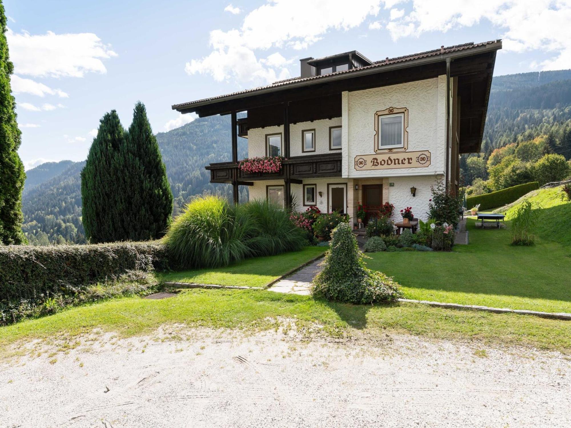 Cozy Apartment In Afritz Am See Near Gerlitzen Ski Area Buitenkant foto