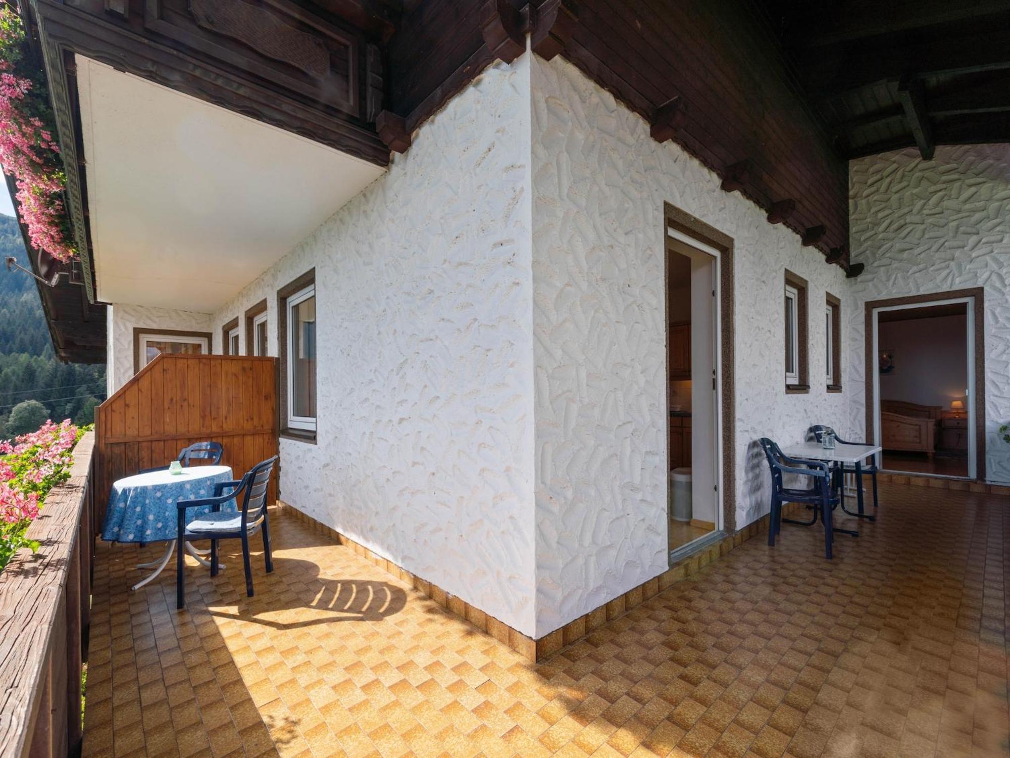 Cozy Apartment In Afritz Am See Near Gerlitzen Ski Area Buitenkant foto